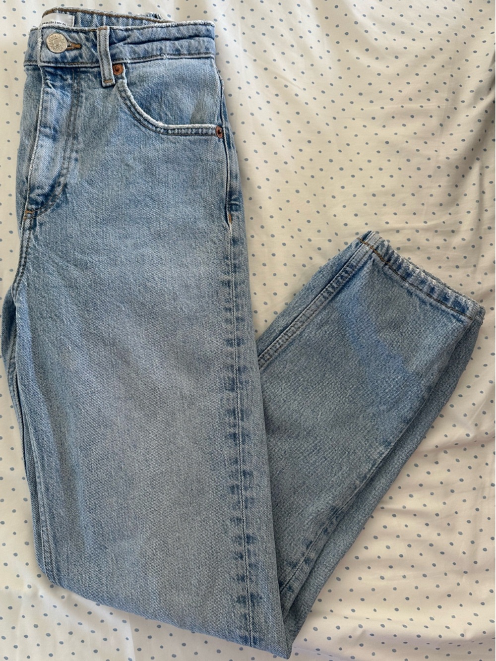 Zara High Rise Jeans Light Wash Size 2 Runs Small
